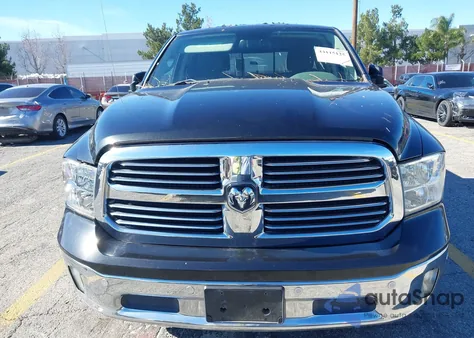 2017 Ram 1500 Big Horn 4X4 6'4 Box z USA, uszkodzony, nr VIN 1C6RR7GT0HS658592